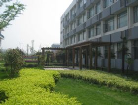 经贸学院绿化工程